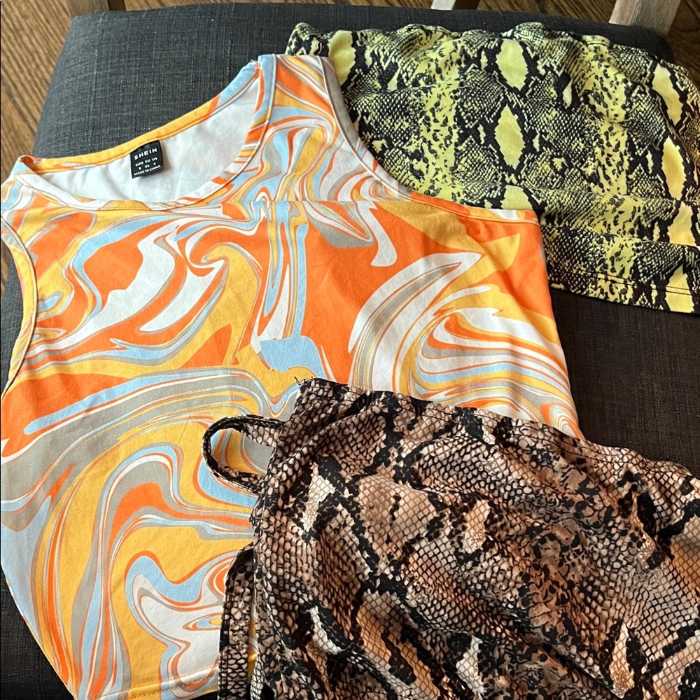 Shein bundle! tops/skirts fashion to your liking! 8 items